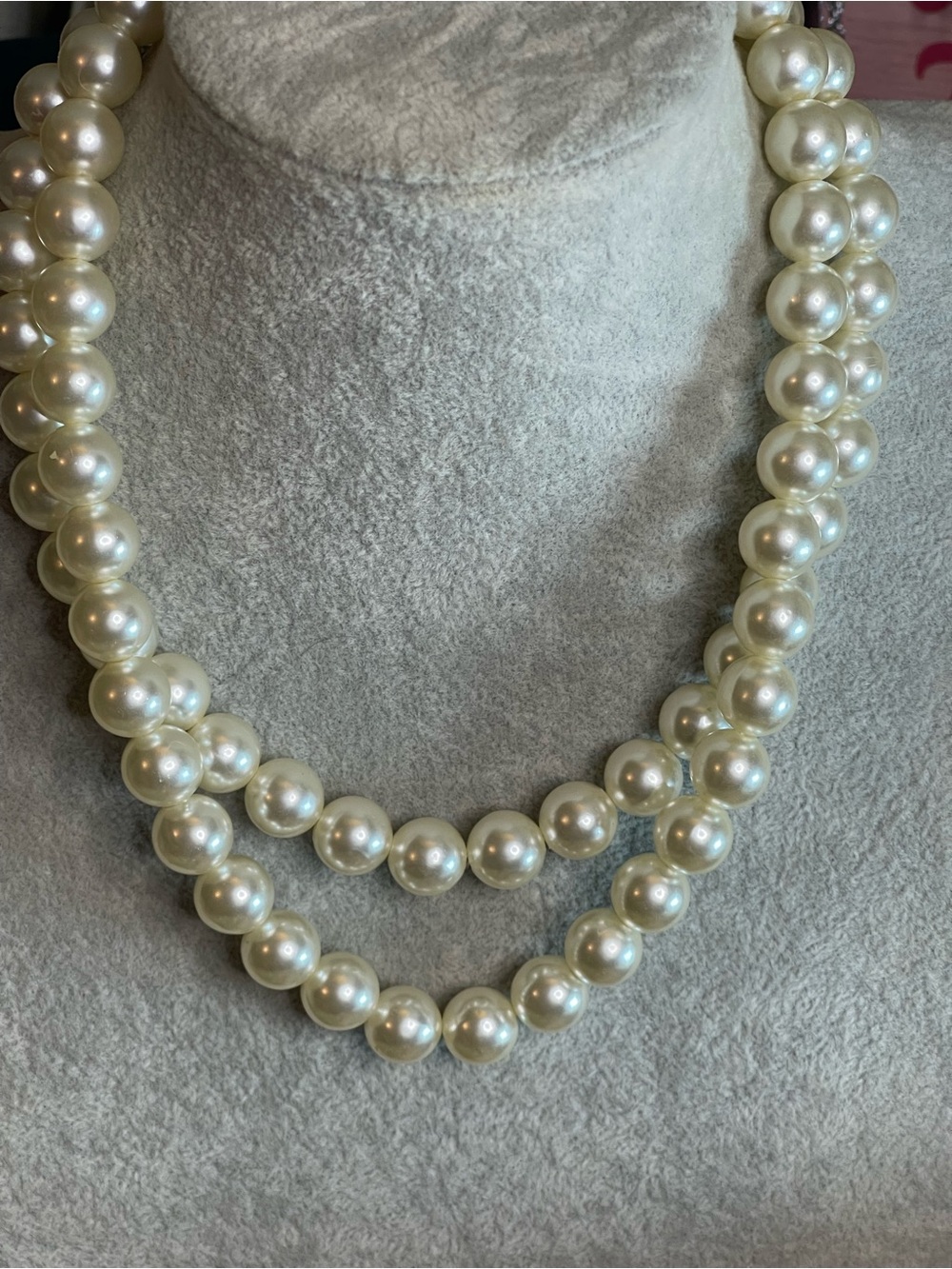 Vintage Japan double stranded pearl necklace